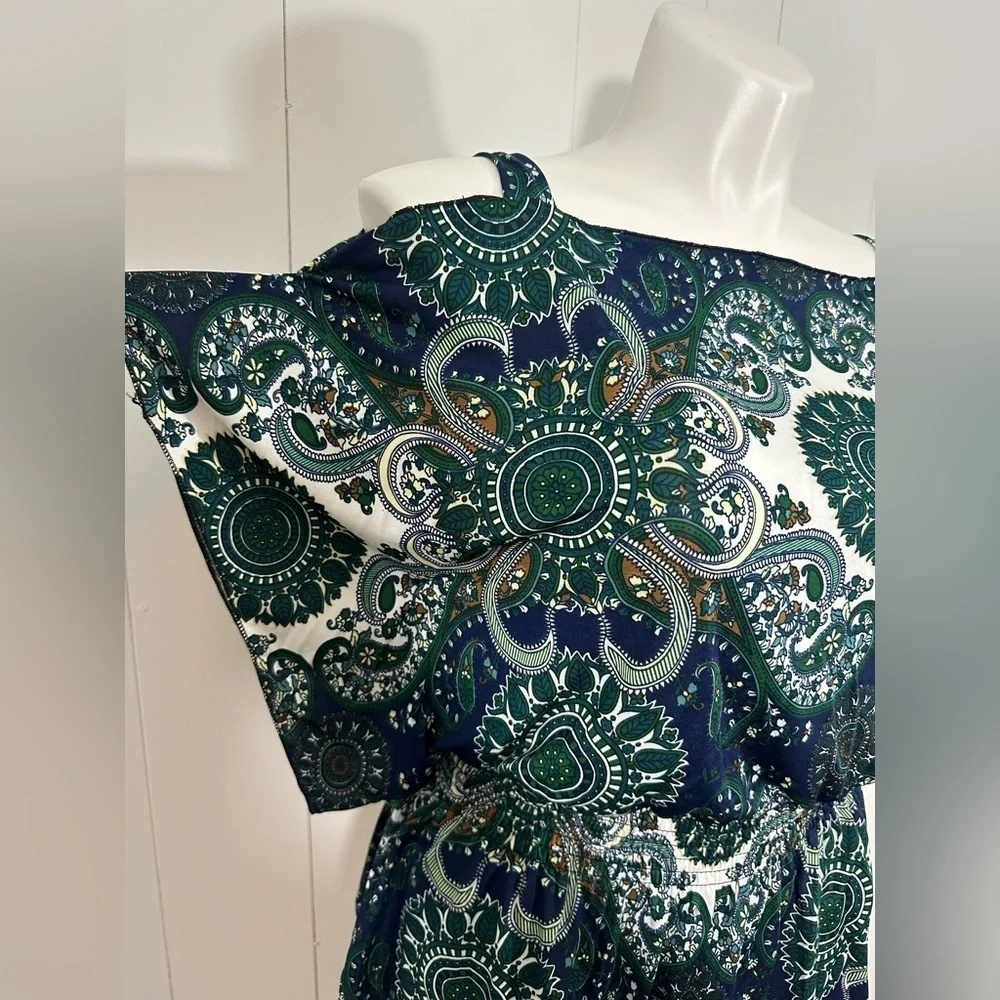 NEW Jon & Anna Top Sz L Blue Cold Shoulder Short Sleeve Casual Elastic Waist